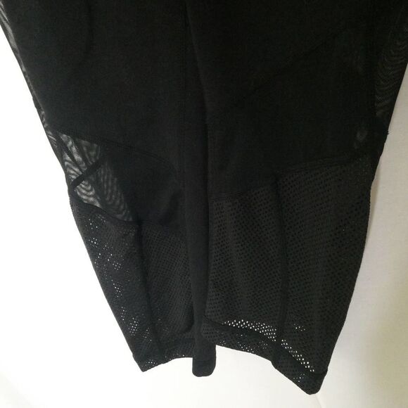 Zella Crop Leggings Black Mesh Panels Small Yoga Athletic Workout Activewear - Picture 3 of 6